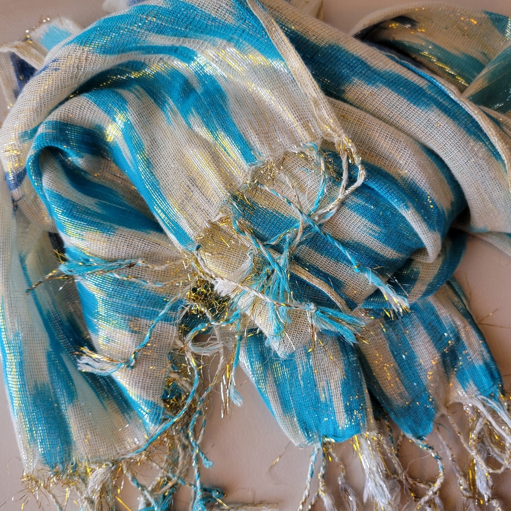 Pretty Beachy Ikat Pattern Long Fringed Scarf Silver Metallic Thread